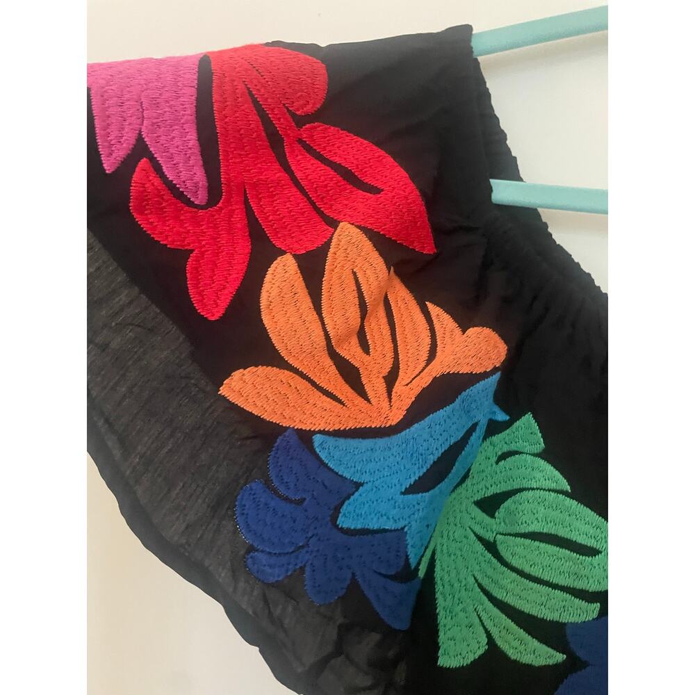 NWT J. Marie Off The Shoulders Black Embroidered Romper Sz. L - Picture 2 of 12